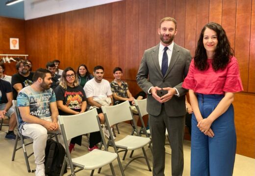 Mozos e mozas do programa de emprego Appventurers desenvolverán apps de realidade aumentada en espazos emblemáticos de Santiago